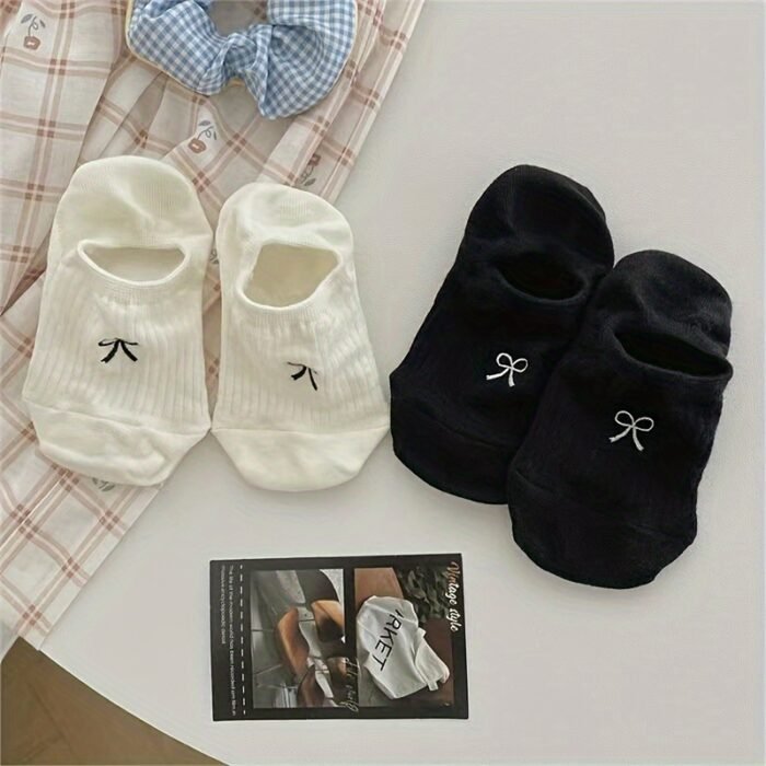 5 Pairs of Japanese Retro Patterned Boat Socks with Cartoon Bows, Short Socks for Female Students, Suitable for Sports And Casual Wear, Low-Cut And Breathable Thin Socks. - Image 8