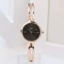 1pc Elegant Rose Golden Women's Quartz Watch with Rhinestone Accents, Vintage Style Alloy Bracelet, Round Dial, Perfect Holiday Gift for Her, Special Occasion Jewelry | Luxury Women's Watch | Zinc Alloy Bracelet