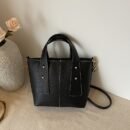 Chic & Lightweight Women's Crossbody Bag with Adjustable Strap - Casual Fashion Shoulder Purse for Everyday, Commute & Party