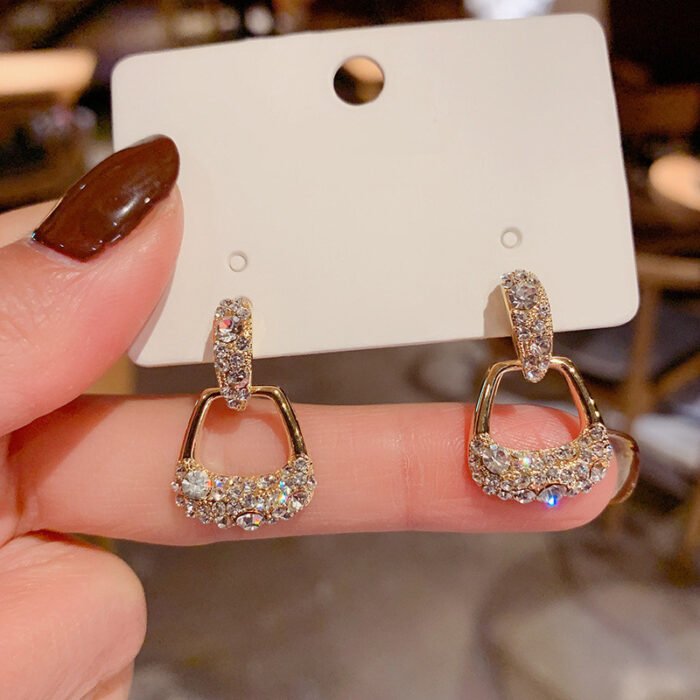 Micro Set Geometric Silver Pin Earrings For Ladies - Image 5
