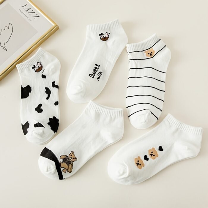 5 Pairs Mixed Color Animal Print Short Socks, 97% Polyester 3% Spandex, Breathable Sweat-Absorbent Knit Fabric, Comfortable Ankle Socks for Women - Image 5