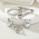 2pcs of Teardrop Earrings + 1pc of Bracelet + 1pc of Ring Geometric Teardrop Shape Women'S Jewelry Set Suitable for Daily Wear And Versatile Party Gifts