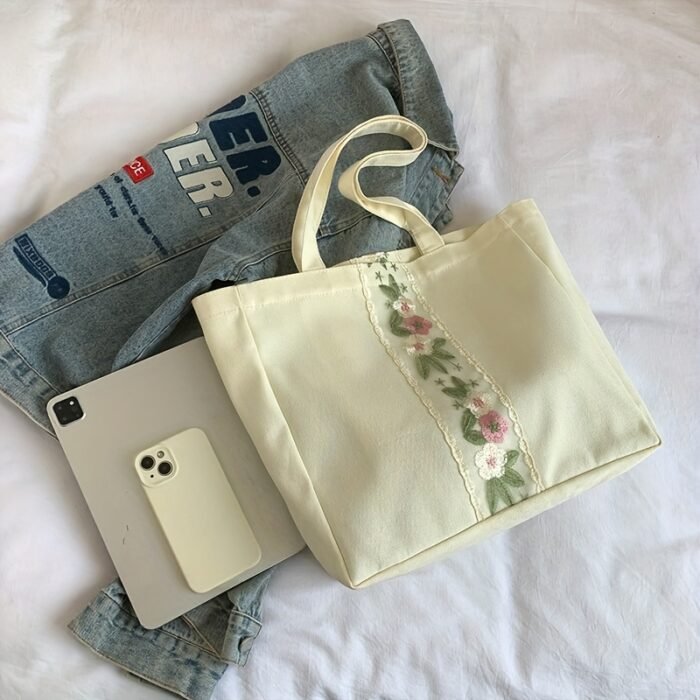 1pc Large Capacity Canvas Tote Bag - Fashionable White Shoulder Bag with Floral Embroidery, Durable Zippers, Ideal for Commuting, Travel, and, Commuting Bag|Floral Embroidery Bag|Durable Zippers - Image 7