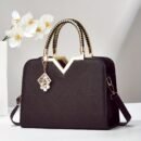 Classic Women's Handbag Large Capacity Versatile New Style Shoulder Bag Fashionable Glossy Single Shoulder Bag Daily Commuting All-match Bag