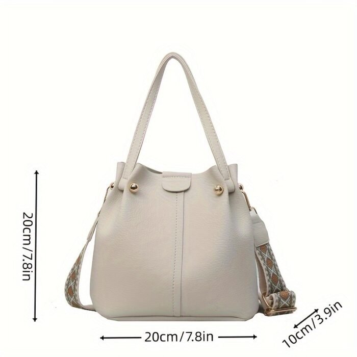 Shoulder Bag with a Minimalist And Stylish Design, Featuring a Metal Buckle, Perfect for Commuting And As a Handbag. - Image 4