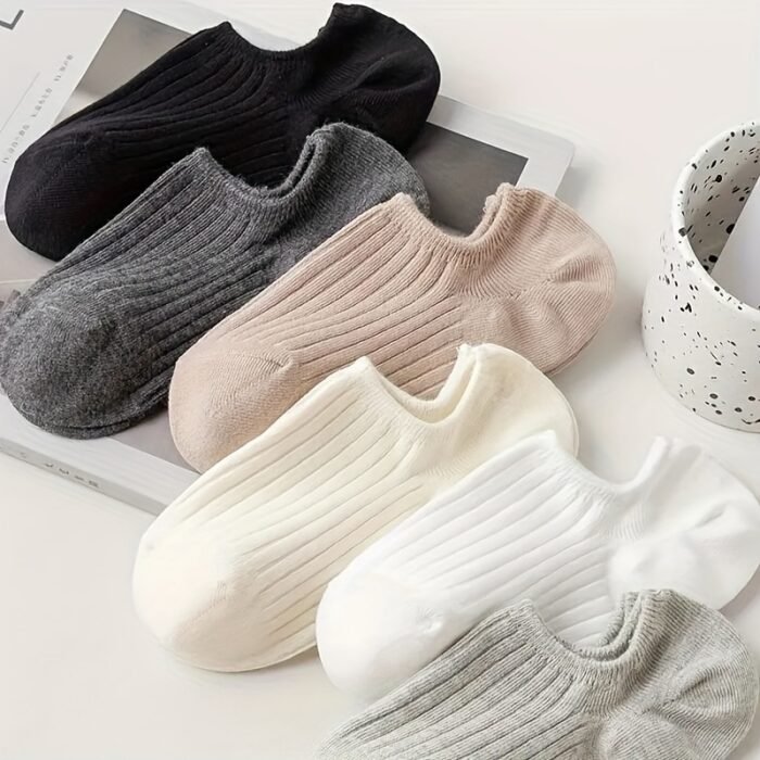 6 Pairs of Minimalist Solid Color Women's Invisible Boat Socks - Suitable for All Seasons - Image 2