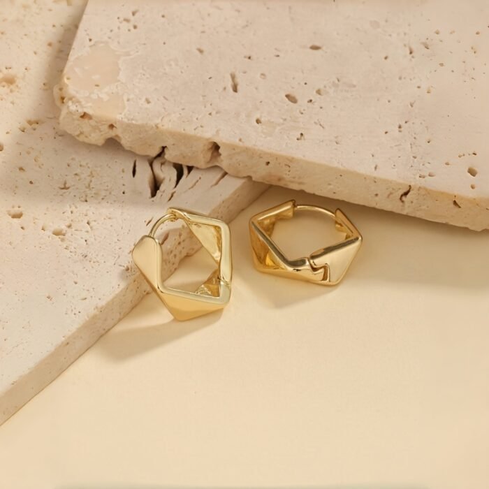 1 Pair Geometric Irregular Hoop Earrings, Elegant & Simple Style, Alloy with Stainless Steel Ear Needle, Versatile for Daily Wear & Banquets, All-Season Accessory for Women - Image 6