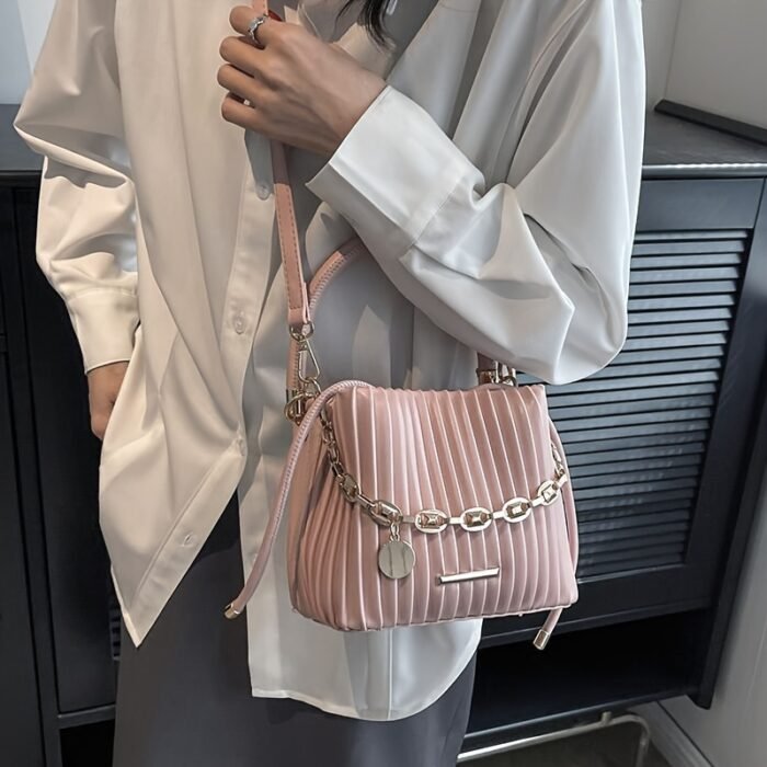 2024 Summer Women's White PU Pleated Bucket Crossbody Bag with Adjustable Golden-Tone Chain Strap & Drawstring Closure - Lightweight Portable Shoulder Bag for Casual & Formal Occasions, Small Crossbody Bag - Image 10