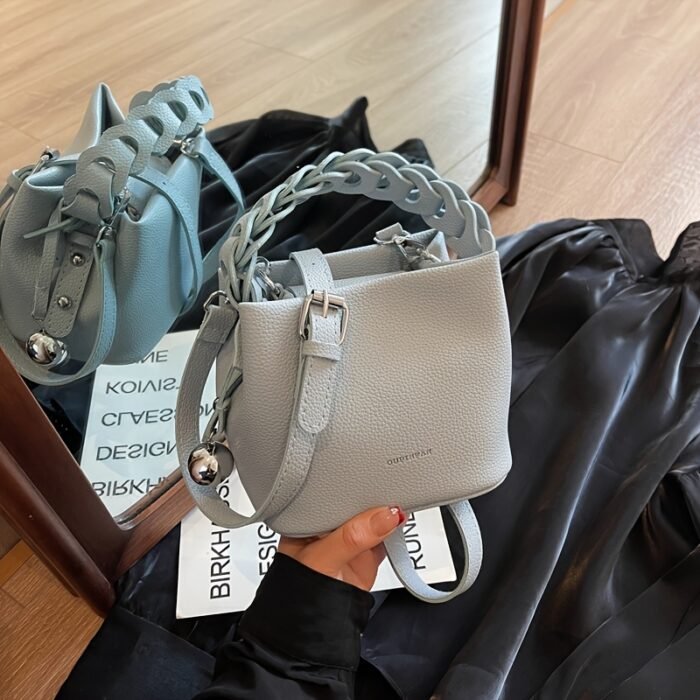 Available in 4 colors-----Fashionable bucket bag, trendy summer crossbody shoulder bag for women, a popular and versatile new arrival - Image 2