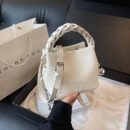 Available in 4 colors-----Fashionable bucket bag, trendy summer crossbody shoulder bag for women, a popular and versatile new arrival