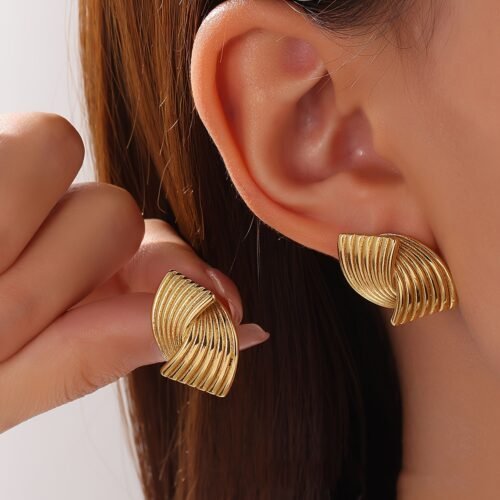 Minimalist Stainless Steel Huggie Earrings With Interlocking Design, Perfect For Everyday And Vacation Wear