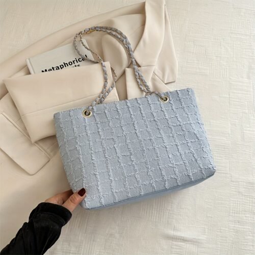 1pc Trendy Nylon Tote Bag with Chain Strap - Lightweight, Casual Style, Zipper Closure, Polyester Lined, Solid Color Shoulder Bag for Everyday Use, Everyday Shoulder Bag|Trendy Tote Bag|Zippered Closure, Small Tote Bag