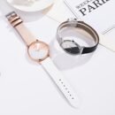 1pc Elegant Two-Tone Women'S Quartz Watch, Simple Style Shockproof Round Case, Synthetic Leather Strap, Analog Display - Non- Alloy Case with Button Battery