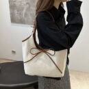 Elegant Black & Beige Shoulder Bag with Bow Accent - Durable Hemp Material, Stylish Black Handles & Bow, Perfect for Commuting, Work, Travel, and Shopping - Ideal Valentine'S Day Gift, Everyday Tote Bag|Stylish Shoulder Bag|Durable Handle Bag, Tote Bag