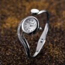 Luxury Ladies' Novelty Bracelet Watch, Round Alloy Case, Quartz Movement, Non, Gift for Her