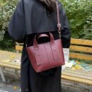 Chic & Lightweight Women's Crossbody Bag with Adjustable Strap - Casual Fashion Shoulder Purse for Everyday, Commute & Party