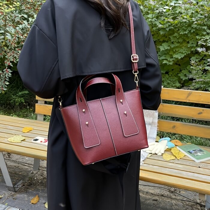 Chic & Lightweight Women's Crossbody Bag with Adjustable Strap - Casual Fashion Shoulder Purse for Everyday, Commute & Party - Image 10
