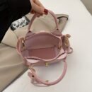 New Stylish Women'S Tote Bag, Trendy Shoulder Crossbody Bag with Large Capacity for Young Women.