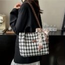 Crossbody Bags, Preferred Styles, Women'S Handbags, Coin Purses, Large Capacity Shoulder Bags, Trendy Handheld Bags, Multifunctional Commuter Bags.