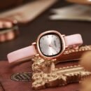 Elegant Women's Quartz Watch with Brown PU Leather Strap and Rose Golden Alloy Case - Stylish Analog Display for Casual Attire