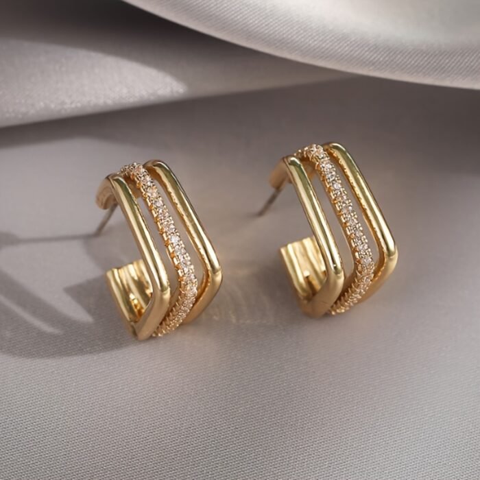 [Luxurious Earrings] Golden Geometric Hoop Earrings | 1 Pair | Stainless Steel | Sparkling Rhinestones | Women | Special Occasions | Vintage Bohemian Style - Image 4