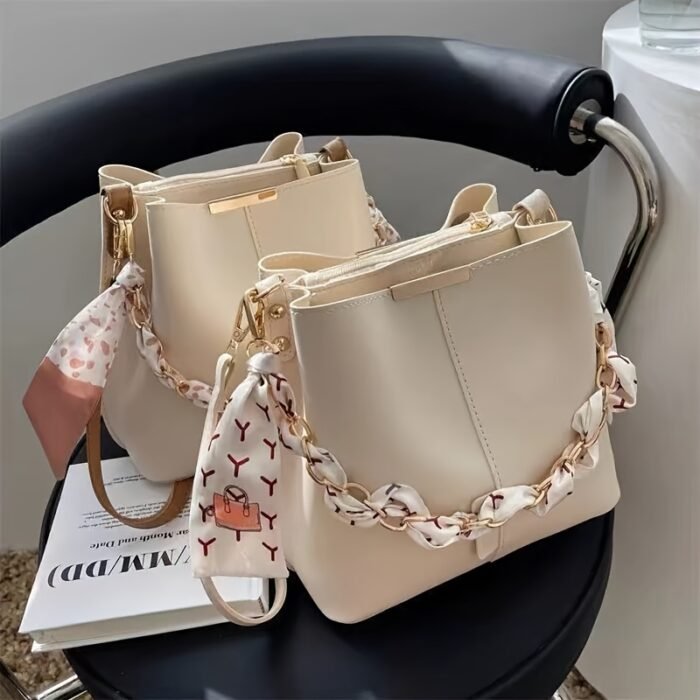 Korean Style Solid Color PVC Crossbody Bucket Bag with Adjustable Strap and Magnetic Closure, Minimalist Fashion Handbag for All Seasons - Image 7