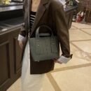 Chic & Lightweight Women's Crossbody Bag with Adjustable Strap - Casual Fashion Shoulder Purse for Everyday, Commute & Party