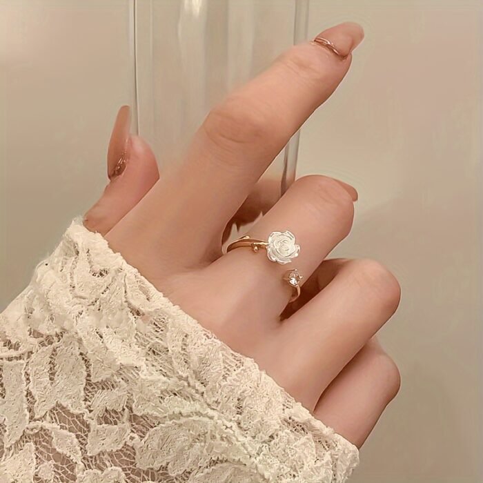 Adjustable High-end Flower Ring With A Simple And Cute Camellia Design For A Personalized And Creative Floral Look. - Image 5