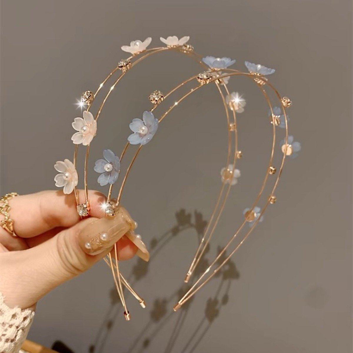1pc Sweet Style Zinc Alloy Cherry Blossom Hairband, Pink Floral Double Layer Dress Up Headband for Women and Girls, Fashion Solid Color Hair Accessory for Wedding Festivals