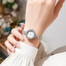 1pc Elegant Quartz Women'S Watch with Rhinestone Accents, Round Alloy Case, Fashionable Wristwatch, Non-Rechargeable Battery, Fashion Watch|Glamorous Timepiece|Alloy Case, Watch Accessories