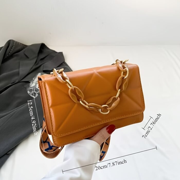 Women'S Quilted Crossbody Bag - Large Capacity Shoulder Purse with Golden-Tone Chain Strap, Elegant White Design for Daily Use, Work & Travel, Secure Buckle Closure, Stylish Accessory, Durable Construction - Image 6