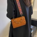 Women'S Quilted Crossbody Bag - Large Capacity Shoulder Purse with Golden-Tone Chain Strap, Elegant White Design for Daily Use, Work & Travel, Secure Buckle Closure, Stylish Accessory, Durable Construction