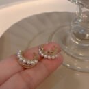 1 Pair Elegant Double Layer C-Shaped Faux Imitation Pearl Earrings for Women – Golden-Tone Zinc Alloy with White Imitation Pearl, Perfect for Casual Attire or Parties
