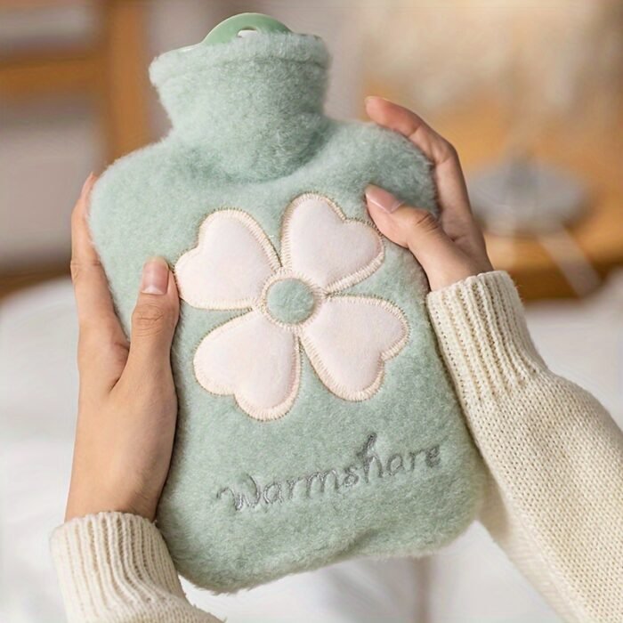 Cozy Hot Water Bottle with Soft Cover - 17.63oz/35.27oz, Durable & Easy-to-Use for Warmth - Image 2