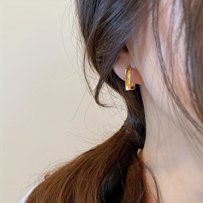 [14K Golden Geometric Stud Earrings] Elegant Geometric Minimalist Stud Earrings, 14K Golden Plated, Zinc Alloy, Iron Ear Post, Versatile Fashion Jewelry for Women, All-Season Wear - Image 5