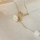 French-Inspired Rose Necklace with Floral Pendant & Delicate Chain - Vintage Collarbone Jewelry for Women, Elegant Everyday & Vacation Jewelry Gift, Flower Necklace, Fashion Accessory, Frenchinspired Design, Sparkling Elements