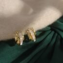1 pair of zinc alloy earrings for women - elegant theme, non-mosaic. Unplated, suitable for ages 15 and up, stylish fashion accessory