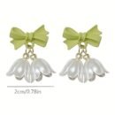 Pair of spring and summer lily of the valley earrings. Colorfast fairy flower bohemian-style earrings, suitable for daily wear, vacation parties, weddings, or as a gift, floral plant-themed earrings, for Teenager