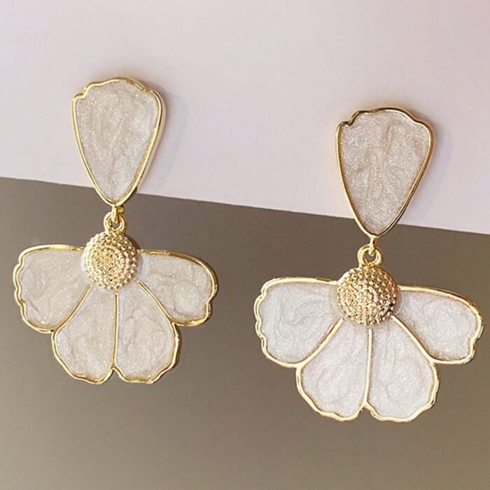 [Fashion Earrings] Summer Fashion 5-Petal Flower Stitched Women's Earrings, One Pair | Casual Beach Matching - Image 2