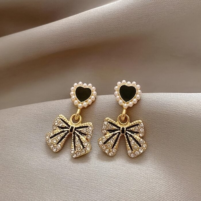 Elegant Vintage-Inspired Rhinestone Bow Earrings with Black Heart and Faux Pearl Accents - Alloy, Perfect for Daily Wear or Special Occasions, Vacation Jewelry|Elegant Earrings|Goldtone Finish - Image 3