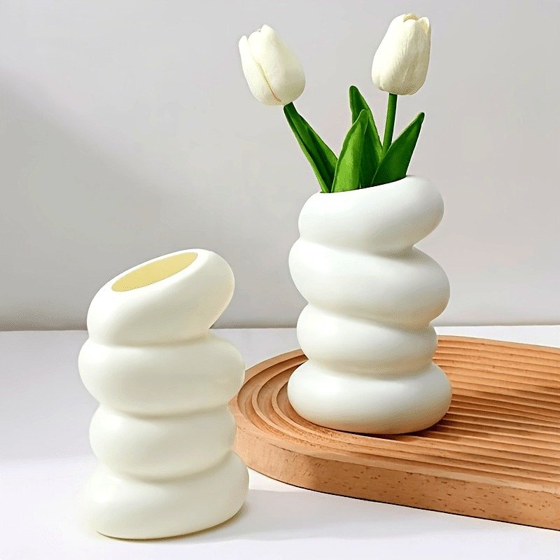 Vintage Style Spiral Vase - Unique Twisted Design, Ideal for Fresh and Hydroponic Plants, Creative Home Decor, Plastic, No Battery Required