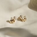 [Elegant Pearl Earrings] Golden-Tone Zinc Alloy Earrings, Elegant Faux Imitation Pearl Stud Earrings | Classic Round White Imitation Pearl, Minimalist Earrings, Versatile Jewelry for Casual Attire and Special Occasions, Seasonal Accessories
