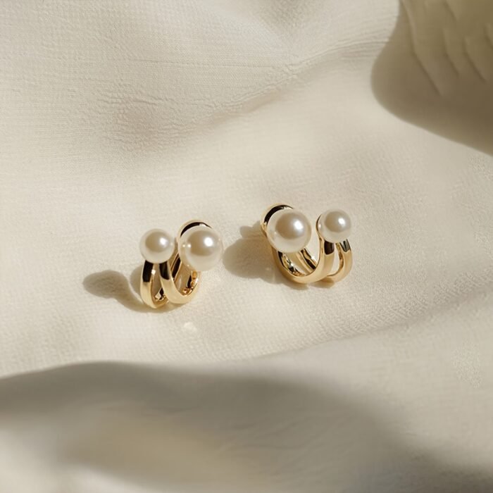 [Elegant Pearl Earrings] Golden-Tone Zinc Alloy Earrings, Elegant Faux Imitation Pearl Stud Earrings | Classic Round White Imitation Pearl, Minimalist Earrings, Versatile Jewelry for Casual Attire and Special Occasions, Seasonal Accessories - Image 6