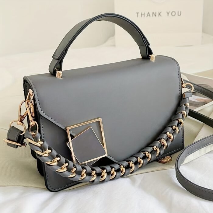 Various Options Available for The 2023 Trendy Crossbody Shoulder Bags, Tote Bags, And Small Square Bags.