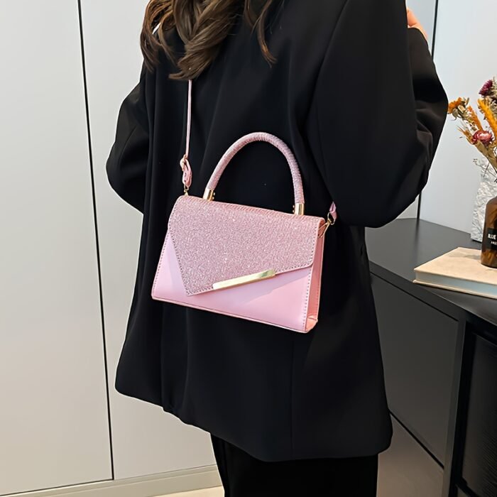 Small niche design lightweight crossbody bag, new fashionable versatile evening shoulder bag—stylish design with adjustable strap and magnetic closure. Available in 4 colors to choose from, perfect for work commutes, dinner parties, dates, daily wear, or photo shoots - Image 4