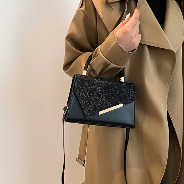 Small niche design lightweight crossbody bag, new fashionable versatile evening shoulder bag—stylish design with adjustable strap and magnetic closure. Available in 4 colors to choose from, perfect for work commutes, dinner parties, dates, daily wear, or photo shoots - Image 9