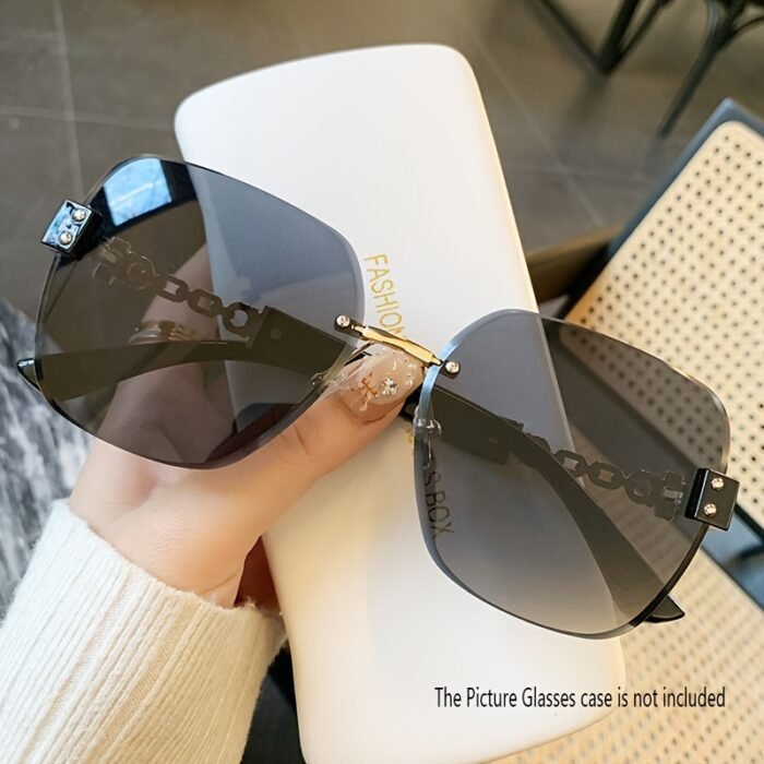 [Stylish Eyeglasses] Stylish Eyeglasses | Chain Temple Large Frame Retro Rimless Edge Trimmed Glasses - Image 6