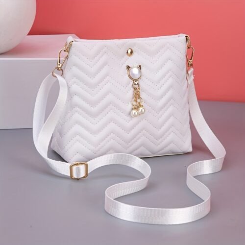 Chic Quilted Bucket Crossbody Bag - Fashionable Mini Purse for Women - Versatile Shoulder Handbag with Stylish Quilting Design