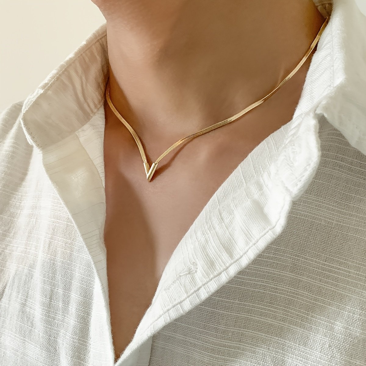 Golden-Tone V-Shaped Pendant Snake Chain Necklace for Women - Minimalist Bohemian Zinc Alloy Layered Jewelry, Versatile Everyday Necklace for Casual & Formal Outfits, Valentine's Day Gift Idea, Fashionforward Accessory, Elegant Design, Durable Jewelry, Statement Jewelry, Women's Fashion