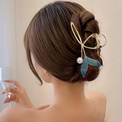 [Sweet Elegant] Whale Tail Claw Clips | For Women And Girls | Hair Accessories | Ideal choice for Gifts